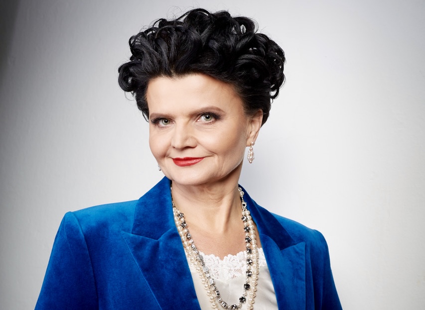Dr Justyna Beata Zakrzewska liderką transformacji cyfrowej Gazety Finansowej Dr Justyna Beata Zakrzewska liderką transformacji cyfrowej Gazety Finansowej